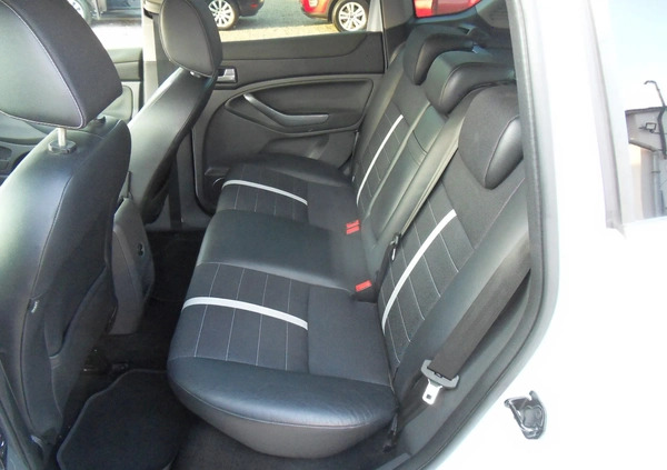 Ford Kuga cena 38900 przebieg: 216000, rok produkcji 2010 z Radłów małe 154
